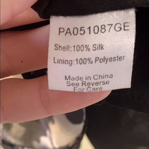 Black and White Parker Tank Top size S - Picture 4 of 5